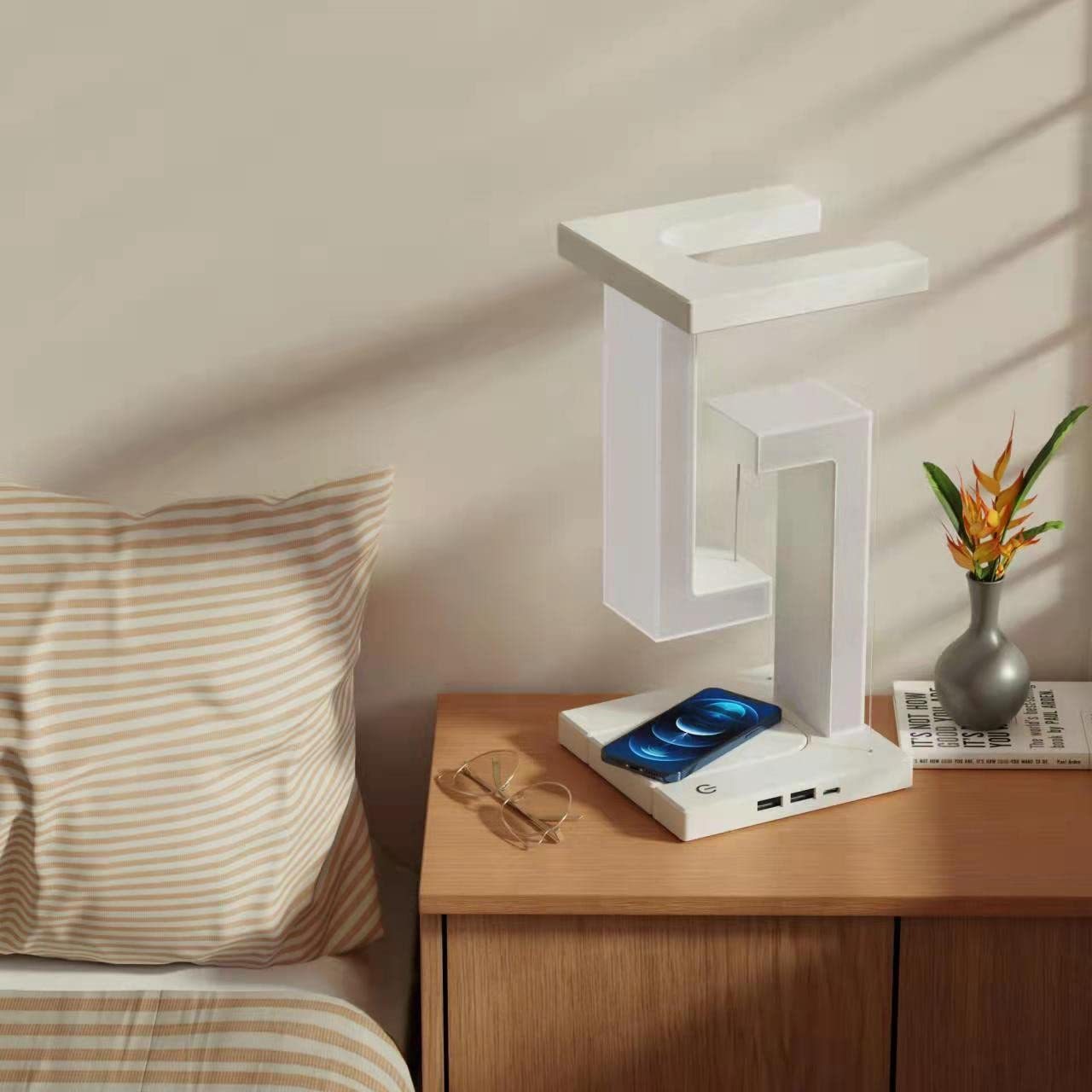 Floating Magnetic Wireless Charging Table Lamp
